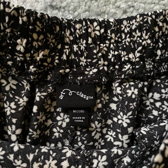 floral flowy shorts - Picture 2 of 2